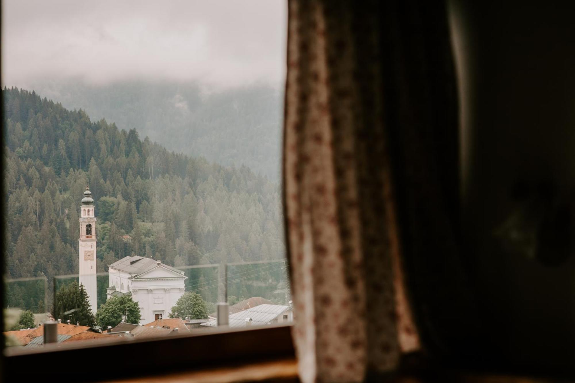 Fra Rose E Mughi Bed and Breakfast Domegge di Cadore Eksteriør billede
